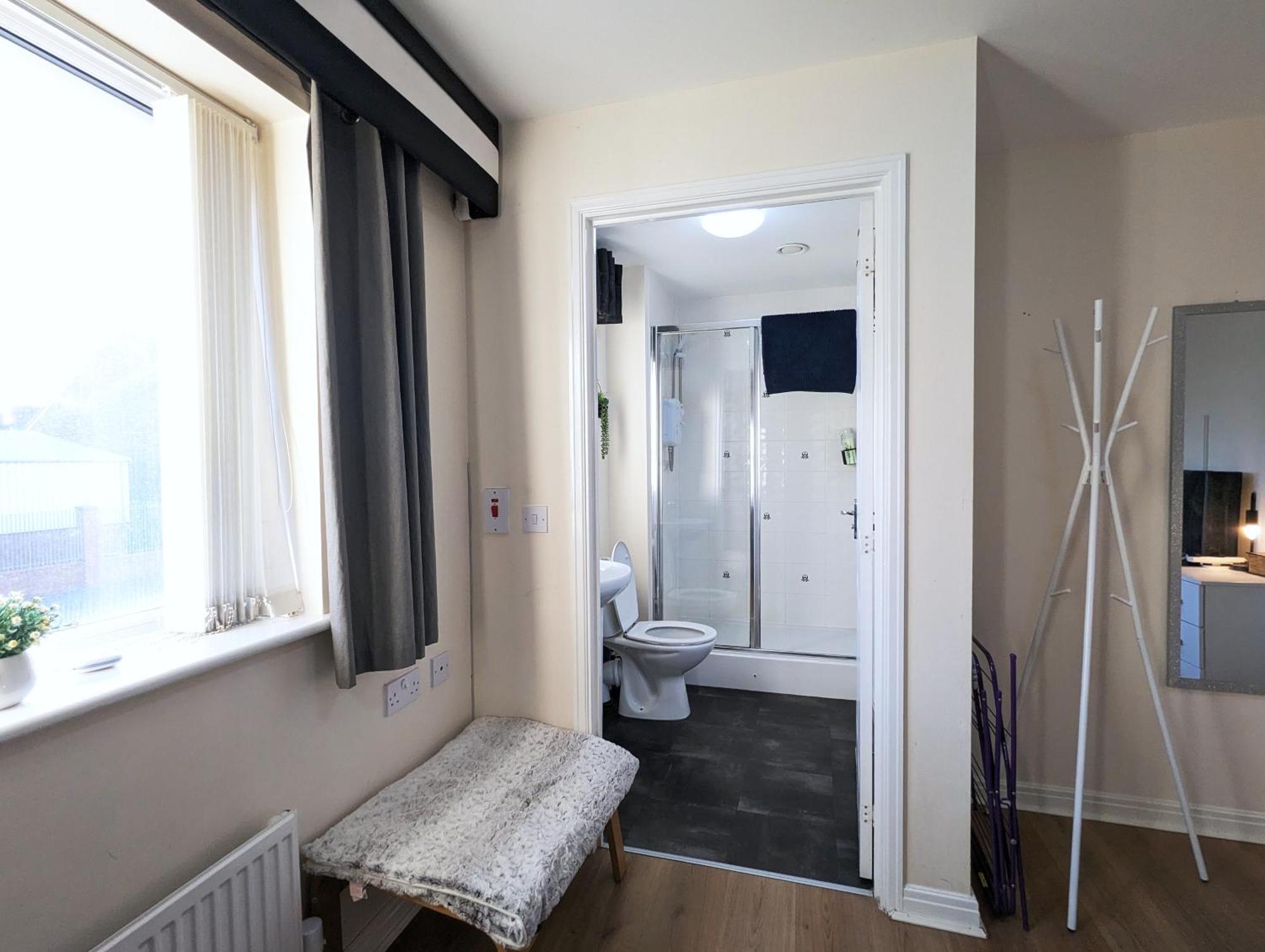 Guest Rooms Near City Centre Anfield Free Parking Liverpool Exterior photo